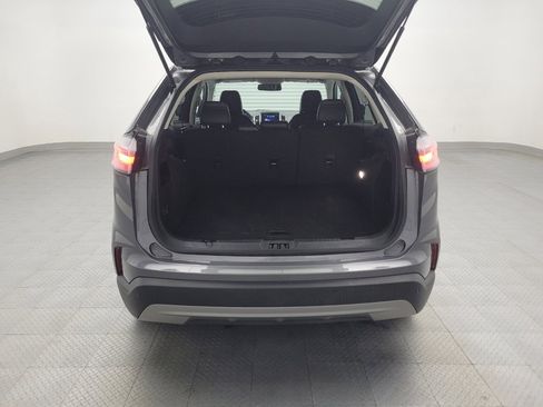 Used 2024 Ford Edge SEL image 29