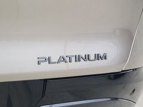 New 2026 Nissan Murano Platinum w/ Cargo Package AWD/4WD image 14