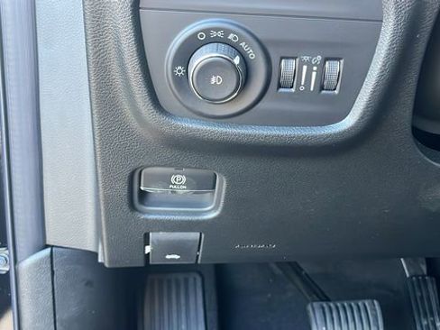 New 2026 Jeep Grand Cherokee Limited w/ Limited Altitude Package image 17