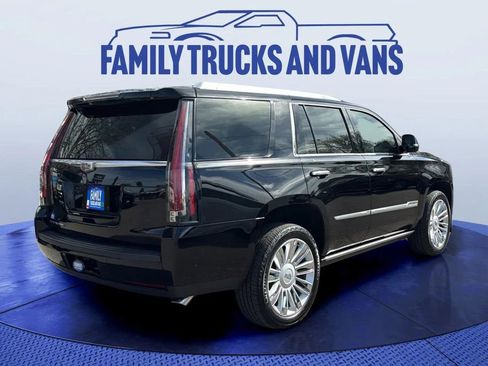 Used 2017 Cadillac Escalade Platinum image 5