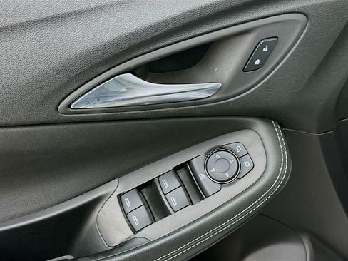 Used 2025 Buick Encore GX Preferred FWD image 15