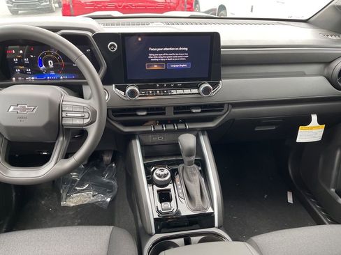 New 2026 Chevrolet Colorado Trail Boss AWD/4WD image 9