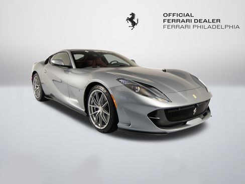 Certified 2018 Ferrari 812 Superfast RWD image 1
