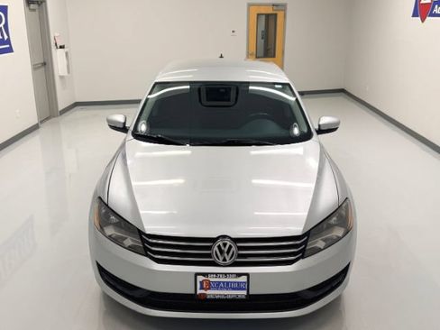 Used 2014 Volkswagen Passat 1.8T Wolfsburg Edition FWD image 3