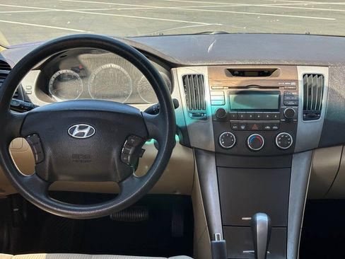 Used 2010 Hyundai Sonata GLS FWD image 10