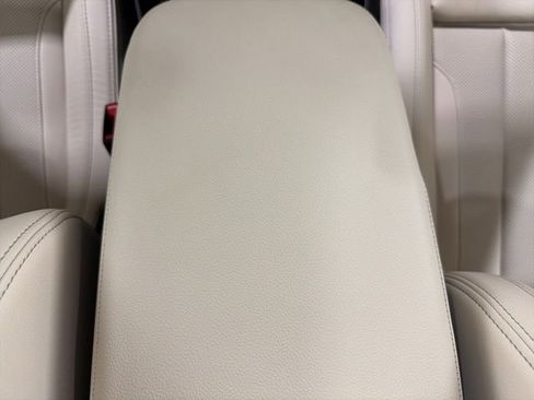 Certified 2024 BMW X3 xDrive30i w/ Premium Package image 38