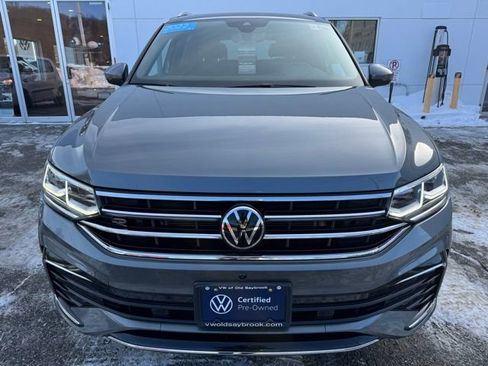 Used 2022 Volkswagen Tiguan SEL R-Line image 2