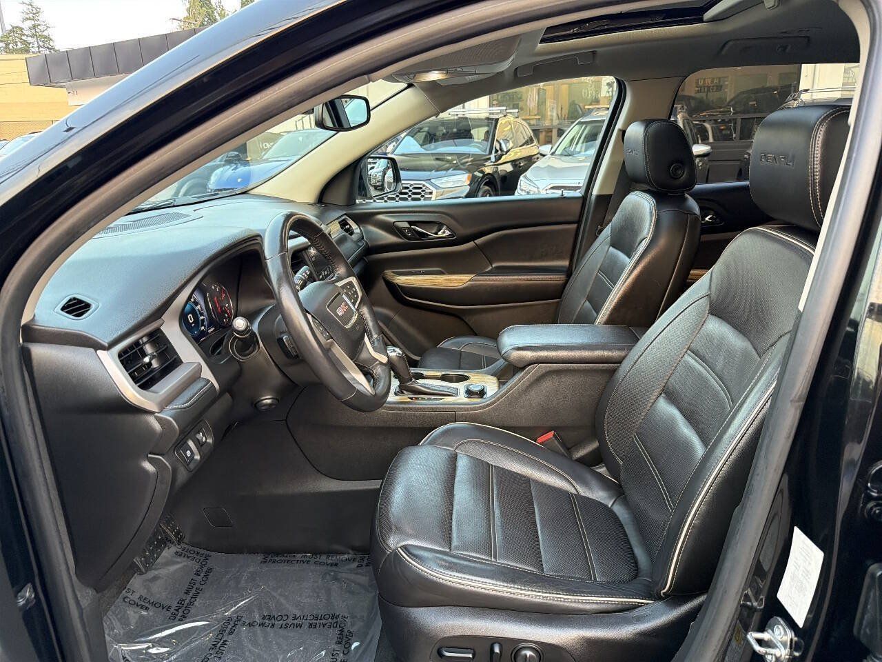 Used 2017 GMC Acadia Denali AWD/4WD image 37