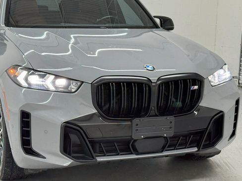 Used 2024 BMW X5 M60i AWD/4WD image 45