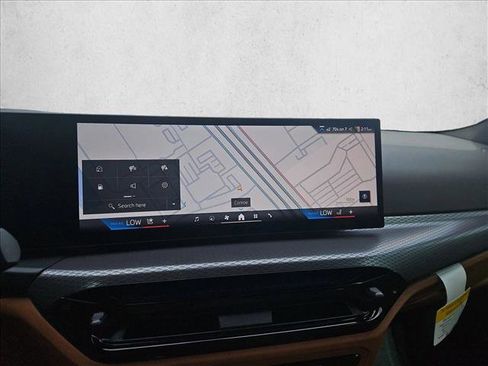 Used 2025 BMW 330i Sedan w/ M Sport Package image 13