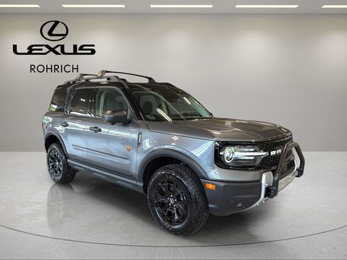 Used 2025 Ford Bronco Sport Badlands w/ Sasquatch Badlands Package AWD/4WD image 4