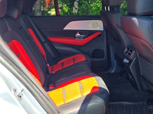 Used 2024 Mercedes-Benz GLE 63 AMG S image 37