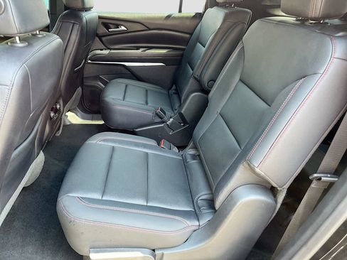 Used 2026 Chevrolet Traverse Z71 w/ Driver Confidence Package AWD/4WD image 24