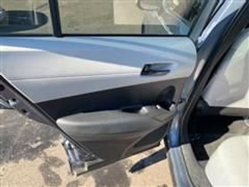 Used 2022 Toyota Corolla Cross LE image 23