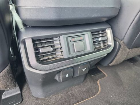 Used 2021 Ford F150 Platinum w/ Equipment Group 701A High AWD/4WD image 39