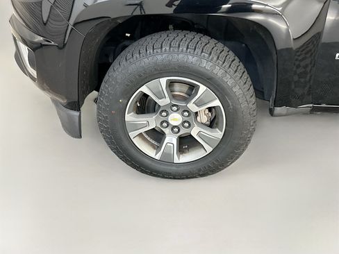 Used 2016 Chevrolet Colorado Z71 RWD image 11