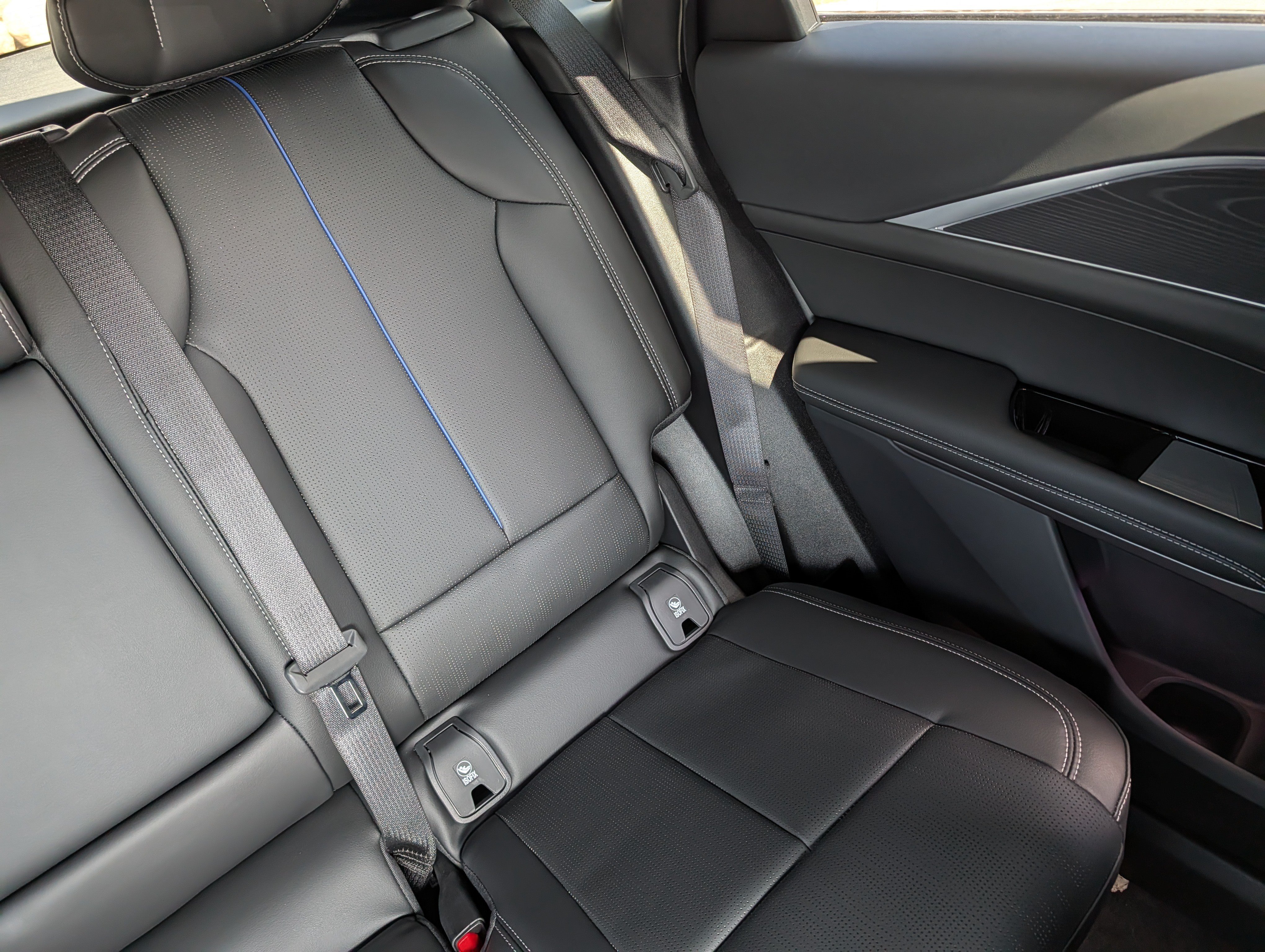 Used 2026 Cadillac Lyriq Sport w/ LPO, Floor Liner Package AWD/4WD image 11