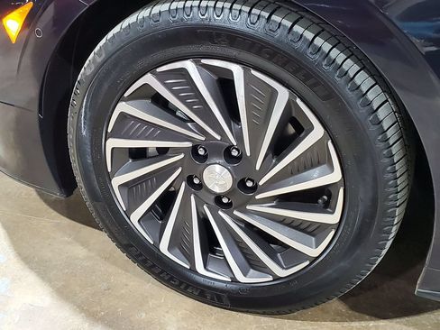 Used 2023 Hyundai Sonata Limited FWD image 44