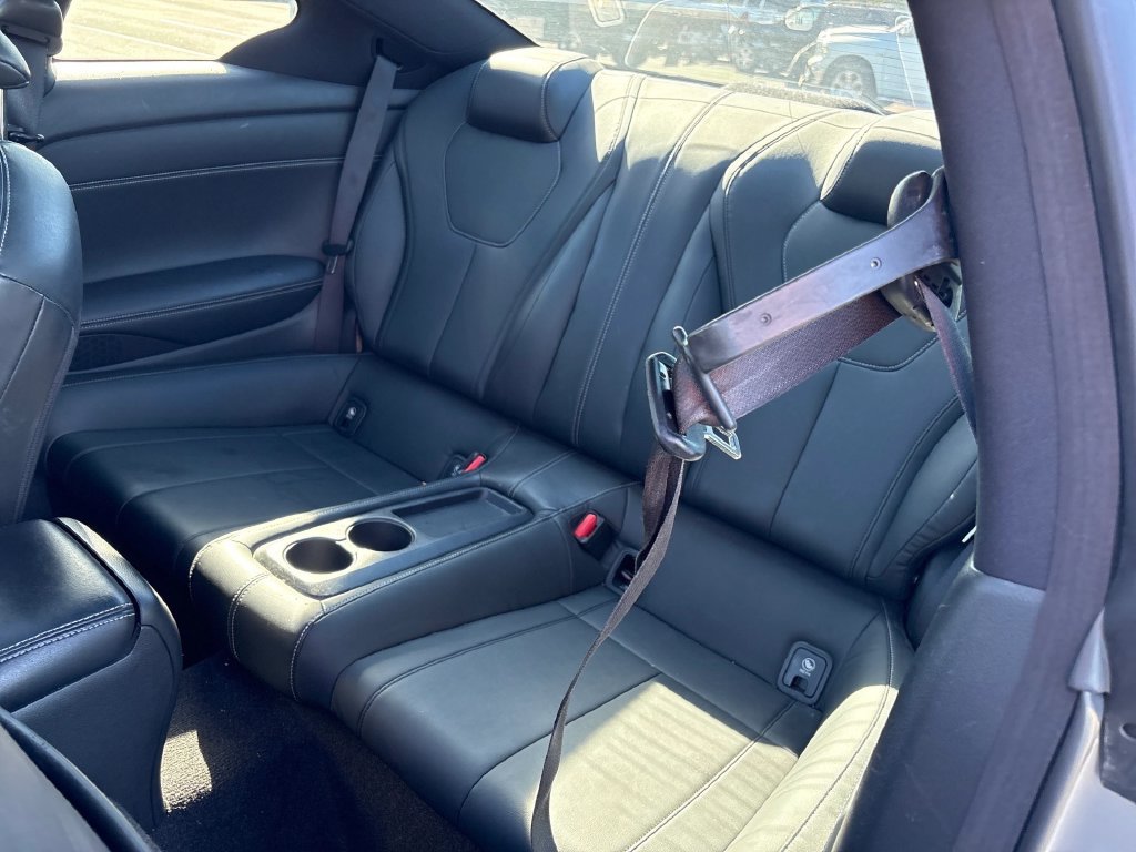 Used 2018 INFINITI Q60 3.0t Luxe RWD image 8