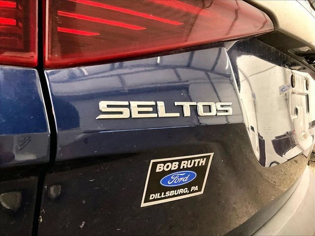 Used 2021 Kia Seltos S AWD/4WD image 13