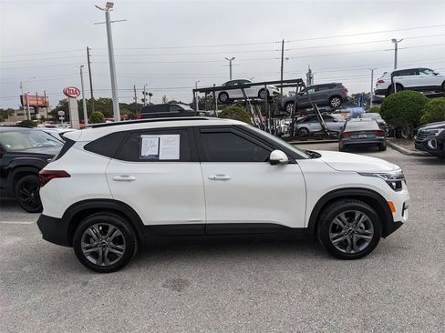 Used 2023 Kia Seltos S image 9