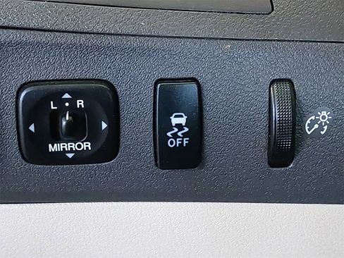 Used 2011 Lexus ES 350 image 28