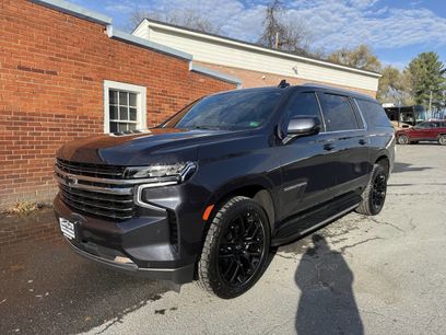 Used 2023 Chevrolet Suburban LT w/ Luxury Package
