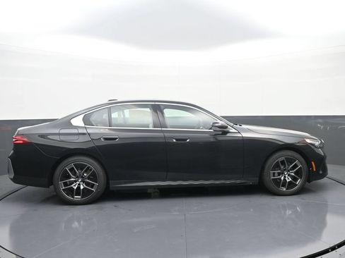 New 2027 BMW 530i xDrive AWD/4WD image 8