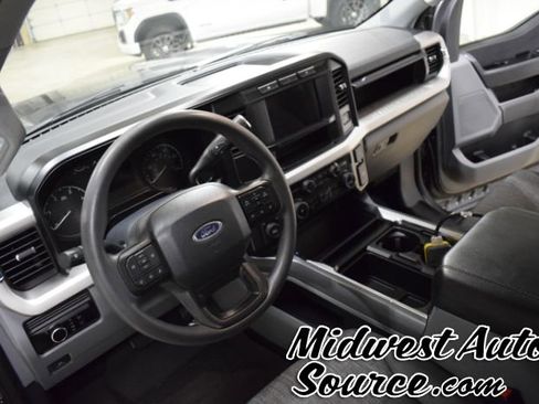 Used 2024 Ford F350 XLT image 13