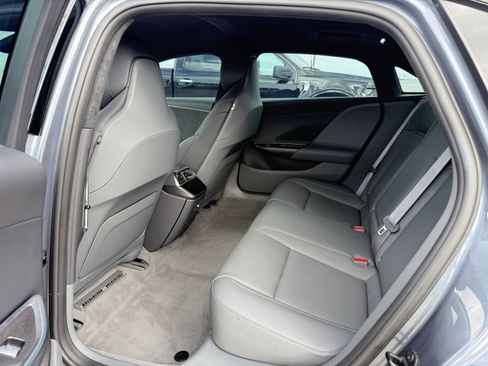 Used 2024 Lucid Air Pure image 6