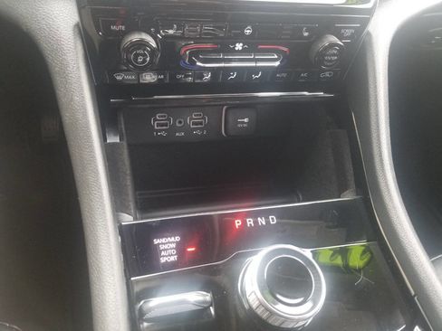 Certified 2022 Jeep Grand Cherokee Limited image 22