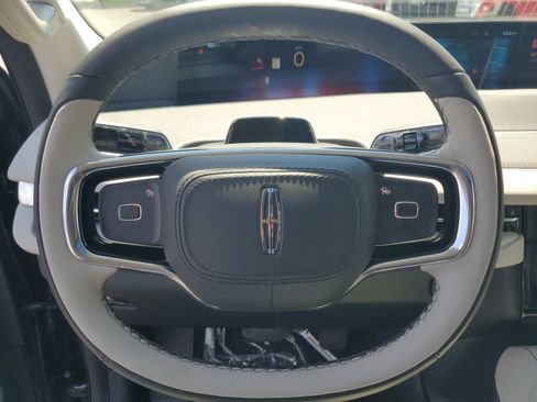 New 2026 Lincoln Navigator L Reserve w/ Jet Appearance Package AWD/4WD image 16