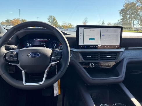 New 2026 Ford Explorer Platinum AWD/4WD image 19
