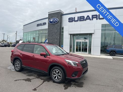 Certified 2023 Subaru Forester Premium AWD/4WD image 1