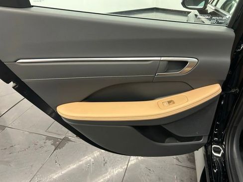 Used 2023 Hyundai Sonata Limited image 14