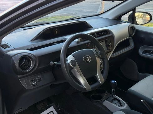 Used 2012 Toyota Prius C One image 12