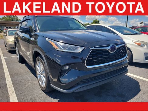 Used 2020 Toyota Highlander Limited FWD image 1