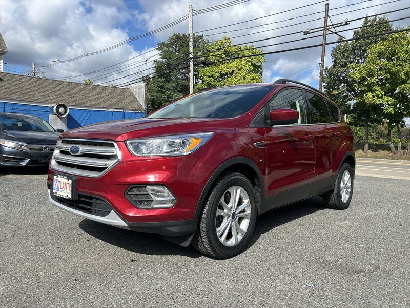 Used 2018 Ford Escape SE AWD/4WD image 1