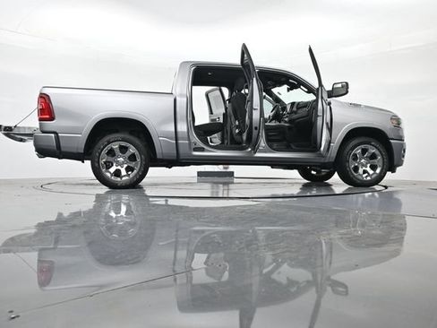 Used 2025 RAM 1500 Big Horn AWD/4WD image 52
