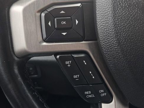 Used 2022 Ford F350 Platinum image 22