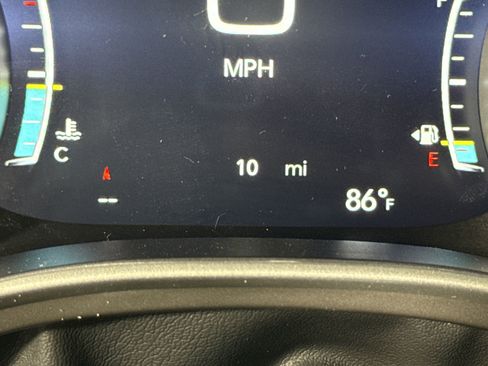 New 2026 Chrysler Voyager LX image 20