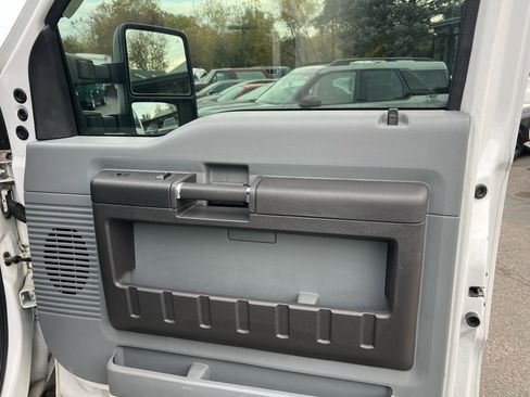 Used 2012 Ford F250 XL w/ PWR Equipment Group image 14