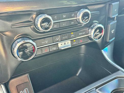Used 2022 Ford F150 XLT w/ Equipment Group 302A High AWD/4WD image 28