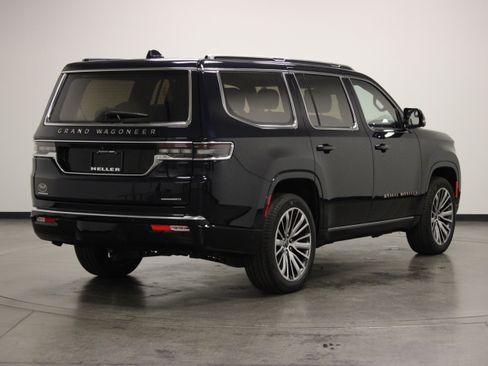 New 2023 Jeep Grand Wagoneer Series III AWD/4WD image 8
