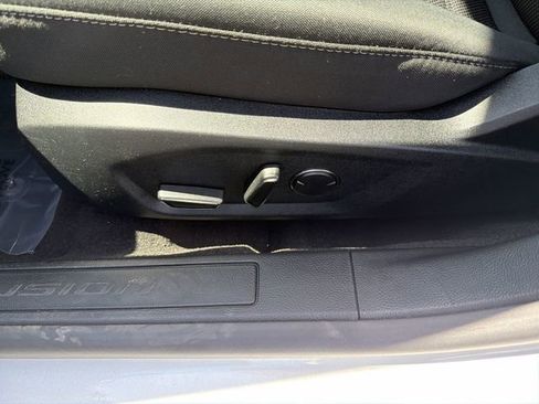 Used 2019 Ford Fusion SE FWD image 21