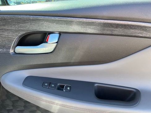 Used 2020 Hyundai Santa Fe Limited image 23