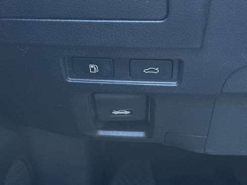 Used 2023 Lexus ES 300h w/ Premium Package image 29