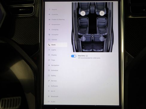 Used 2016 Tesla Model X 75D image 52