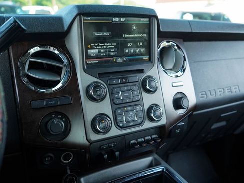 Used 2015 Ford F350 Lariat w/ Lariat Ultimate Package AWD/4WD image 8