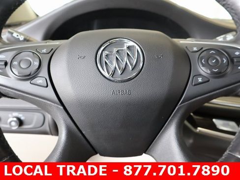 Used 2019 Buick Enclave Essence image 23